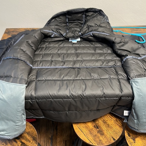 Columbia Men's Buck Butte Hooded Insulated Jacket Size XL Worn Twice. - Picture 5 of 7